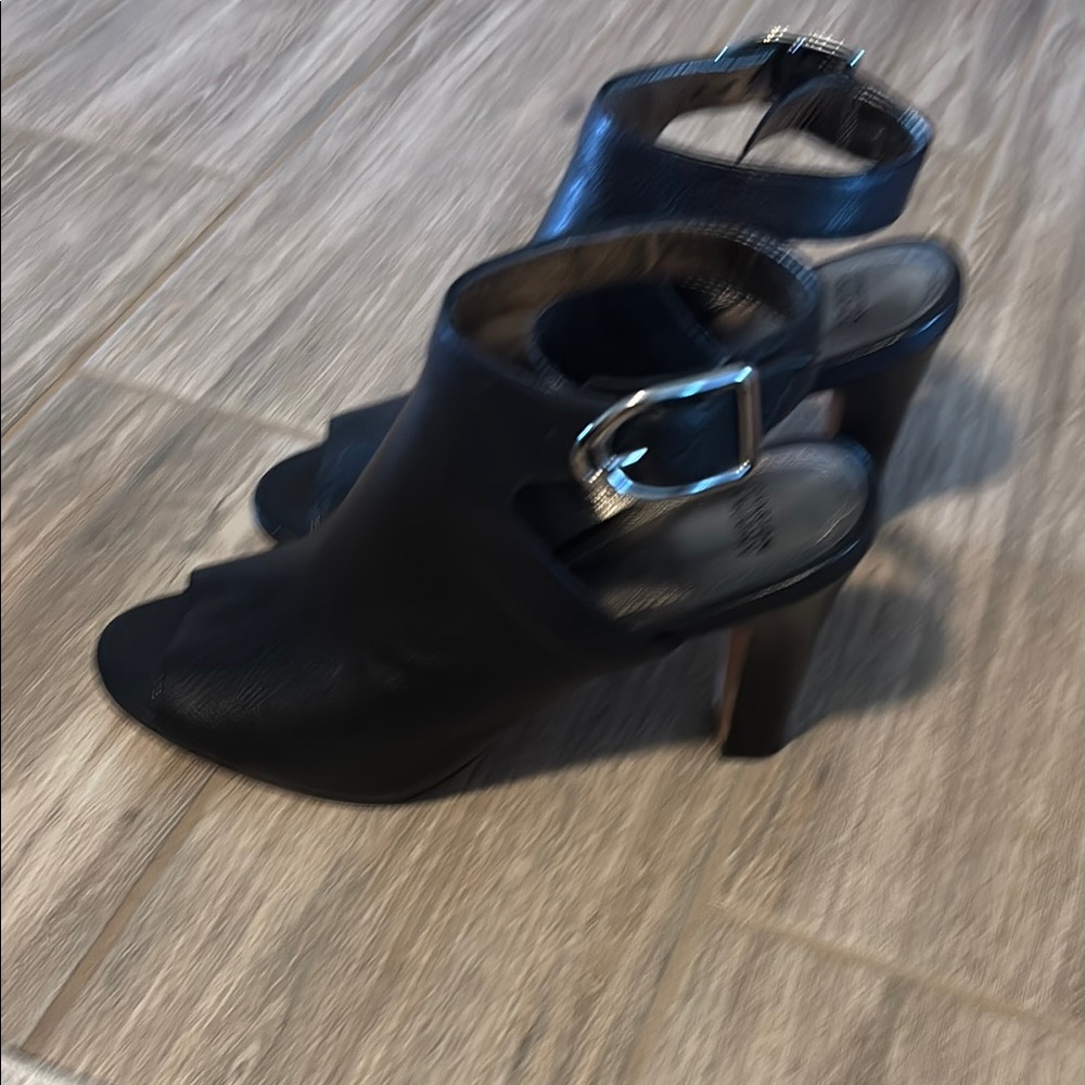 Johnston & Murphy Heels - Picture 3 of 6
